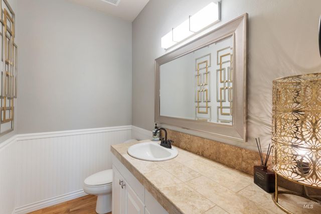 4220 W Dawson Dr, Meridian, ID 83646