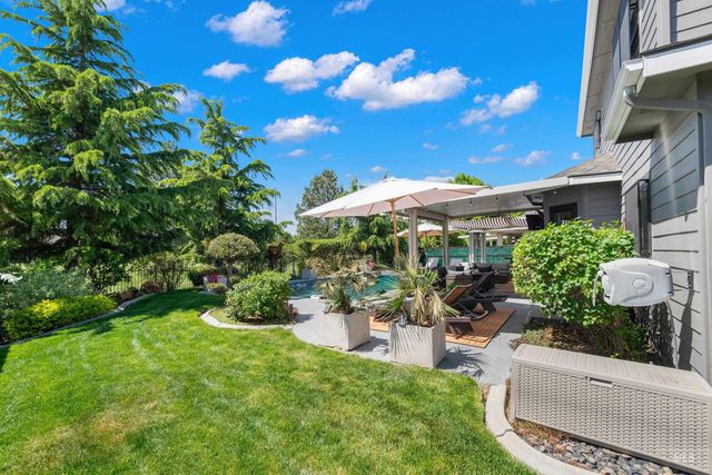 4220 W Dawson Dr, Meridian, ID 83646