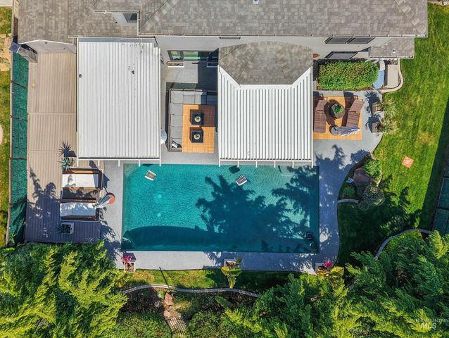 4220 W Dawson Dr, Meridian, ID 83646