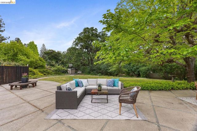 105 Linda LN, Pleasant Hill, CA 94523