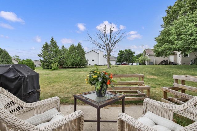 N171W19823 Highland ROAD, Jackson, WI 53037