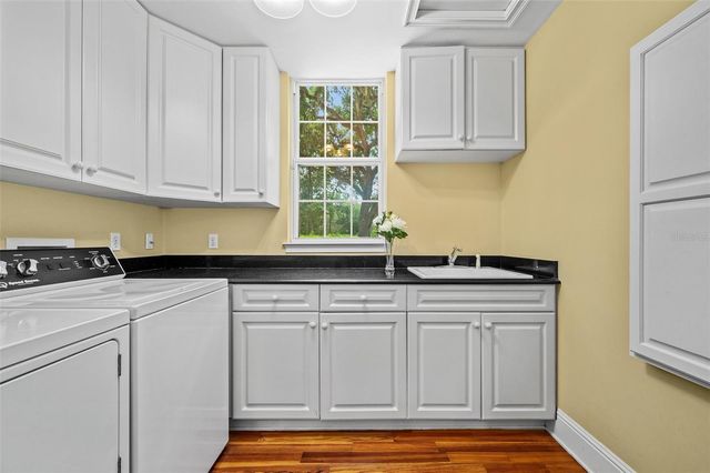 10005 SW 48TH PLACE, Gainesville, FL 32608