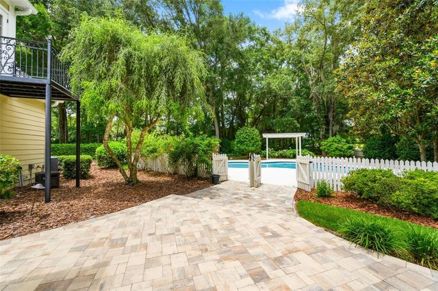 10005 SW 48TH PLACE, Gainesville, FL 32608