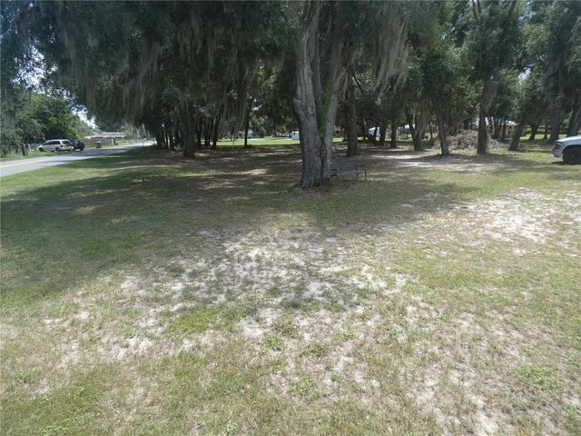 ILLINOIS STREET, Lady Lake, FL 32159