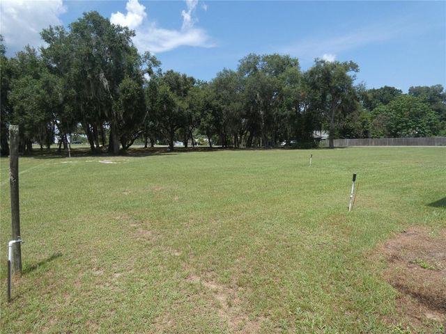ILLINOIS STREET, Lady Lake, FL 32159
