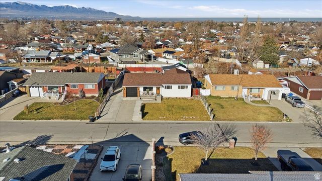 9886 S ANTIMONY LN, Sandy, UT 84094