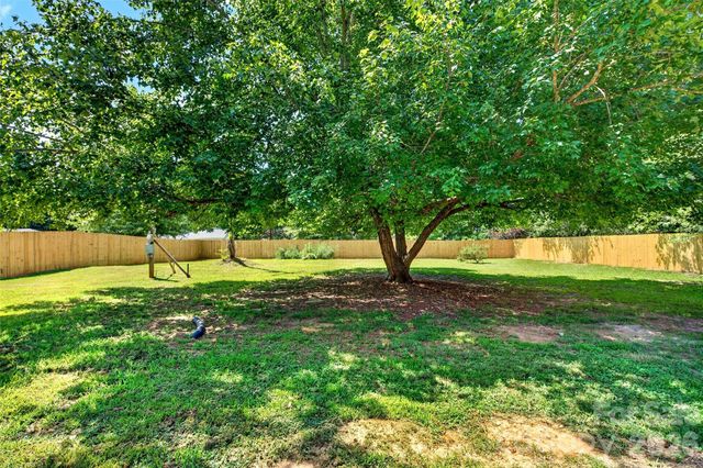 1652 Doggett Road, Forest City, NC 28043