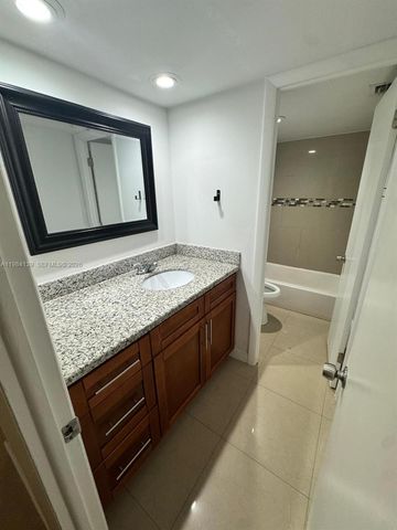 10700 SW 108th Ave C209, Miami, FL 33176