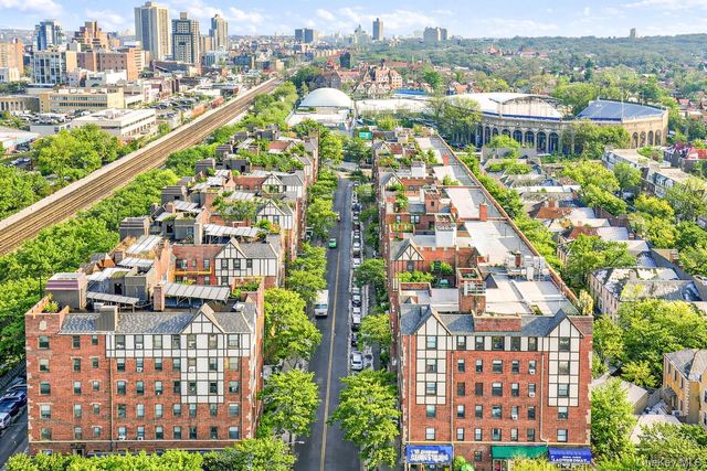 68-30 Burns Street C2, Forest Hills, NY 11375