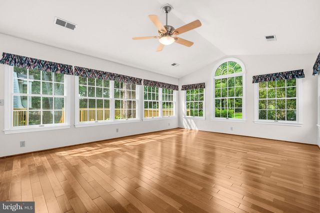 13508 GLEN MILL RD, Rockville, MD 20850
