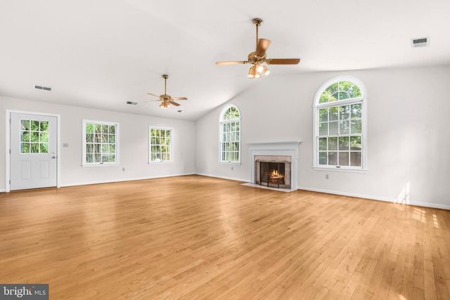 13508 GLEN MILL RD, Rockville, MD 20850