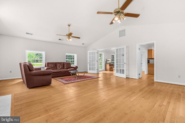 13508 GLEN MILL RD, Rockville, MD 20850