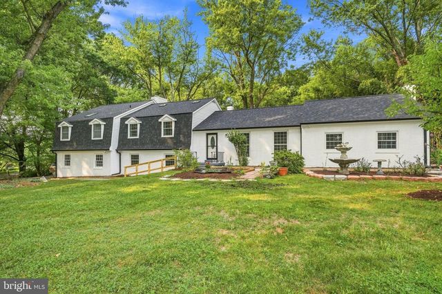 13508 GLEN MILL RD, Rockville, MD 20850