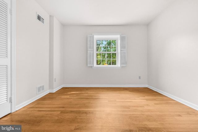 13508 GLEN MILL RD, Rockville, MD 20850