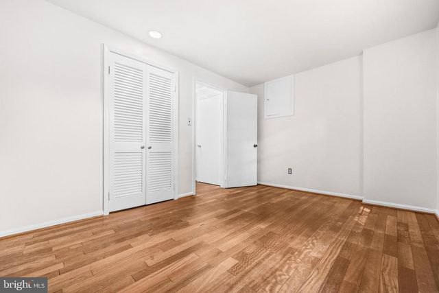 13508 GLEN MILL RD, Rockville, MD 20850