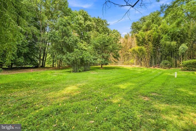 13508 GLEN MILL RD, Rockville, MD 20850