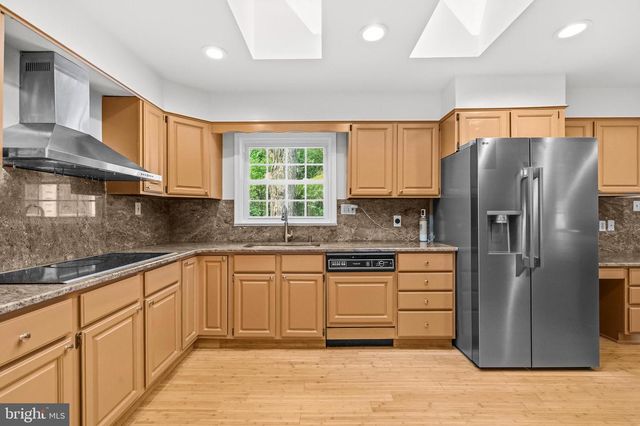 13508 GLEN MILL RD, Rockville, MD 20850