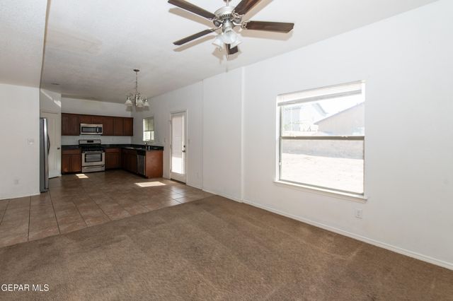 14648 Friesian Trail, El Paso, TX 79938