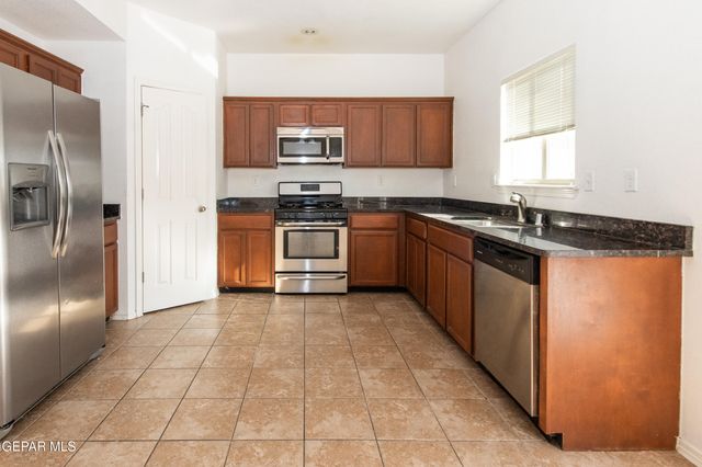 14648 Friesian Trail, El Paso, TX 79938