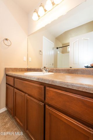 14648 Friesian Trail, El Paso, TX 79938