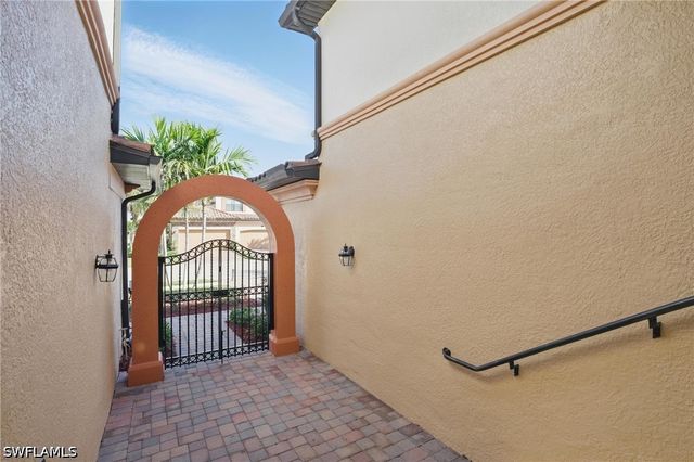 17291 Cherrywood CT 8503, Bonita Springs, FL 34135