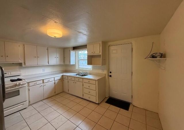 810 Padilla Place, Socorro, NM 87801