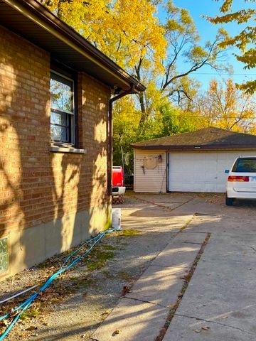 106 W 157th Street, Harvey, IL 60426