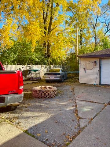 106 W 157th Street, Harvey, IL 60426