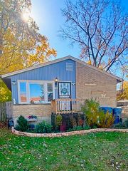 106 W 157th Street, Harvey, IL 60426