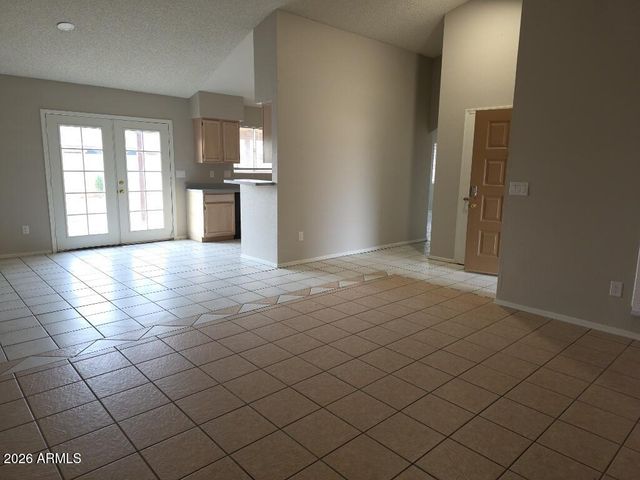 8703 W PUGET Avenue, Peoria, AZ 85345