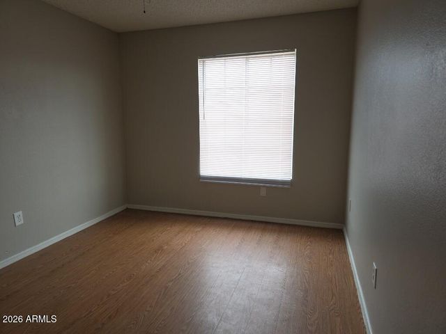 8703 W PUGET Avenue, Peoria, AZ 85345