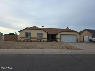 8703 W PUGET Avenue, Peoria, AZ 85345