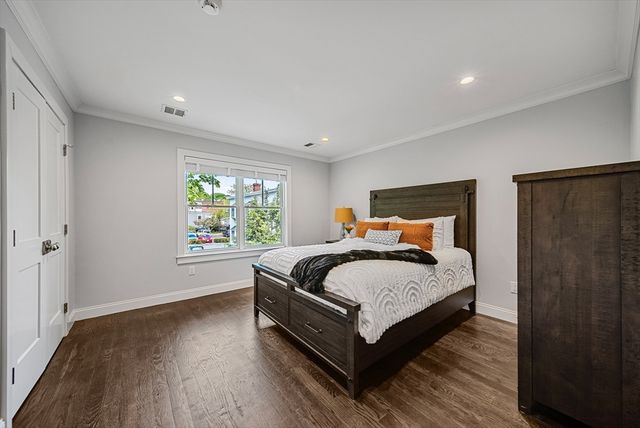 7 Bemis Rd, Wellesley, MA 02481