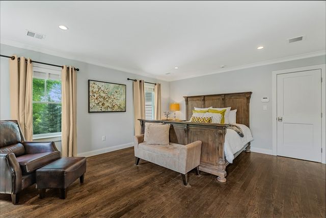 7 Bemis Rd, Wellesley, MA 02481