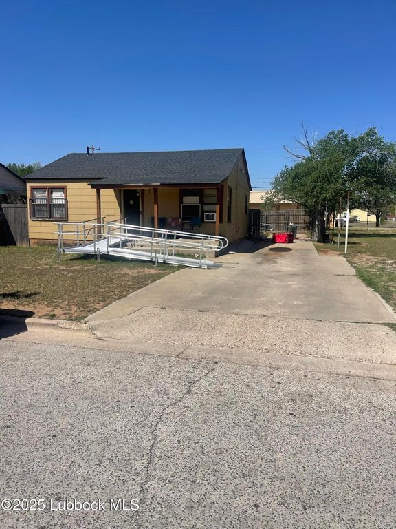 206 Avenue S, Lubbock, TX 79415