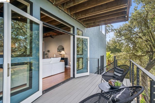 25 Ascot Court, Oakland, CA 94611