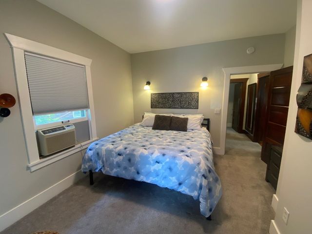 1117 E Illinois Ave, Spokane, WA 99207