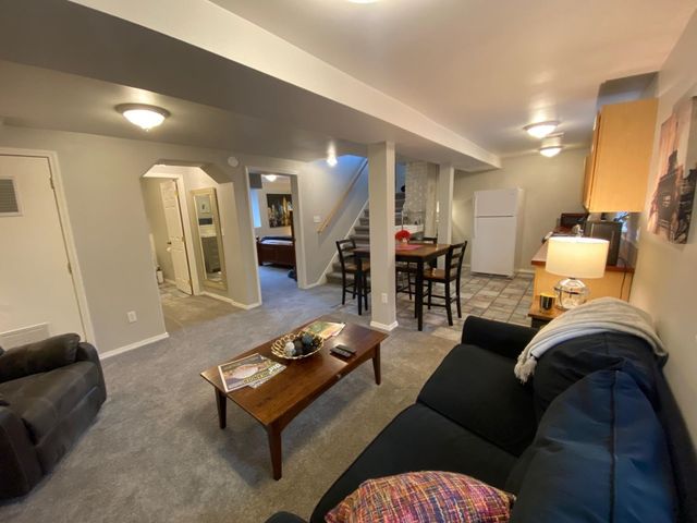 1117 E Illinois Ave, Spokane, WA 99207