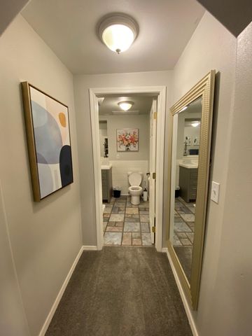 1117 E Illinois Ave, Spokane, WA 99207