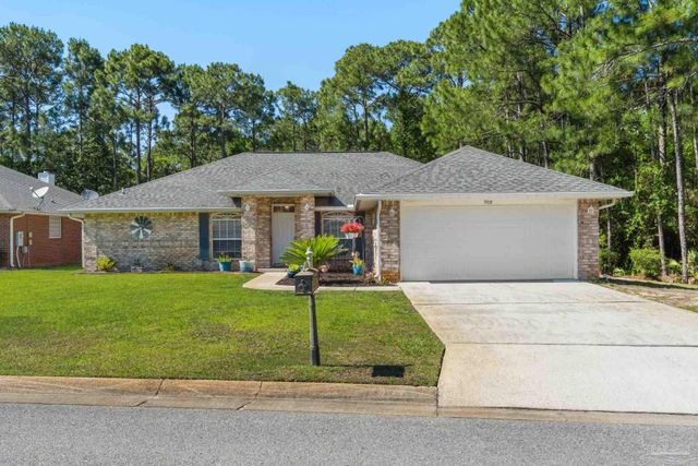 9518 Pouder Ln, Navarre, FL 32566