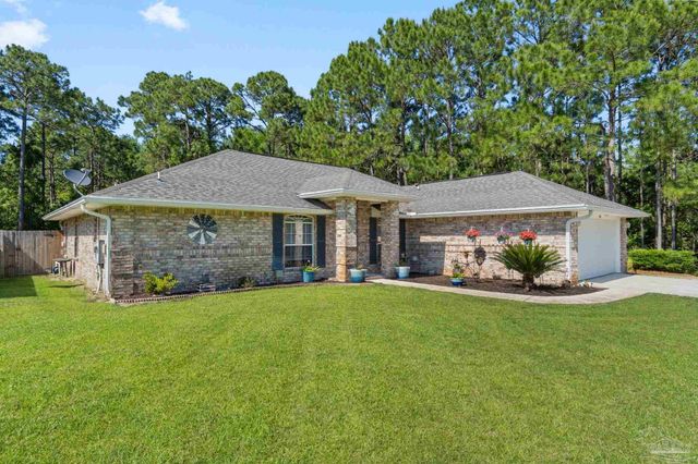 9518 Pouder Ln, Navarre, FL 32566