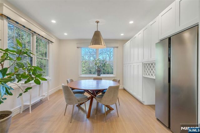 533 W Saddle River Road, Upper Saddle River, NJ 07458