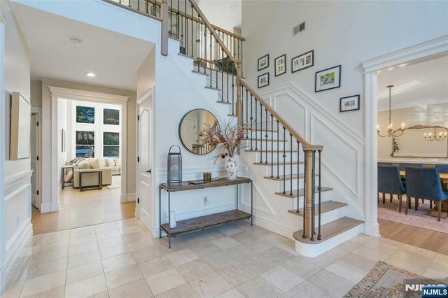 533 W Saddle River Road, Upper Saddle River, NJ 07458