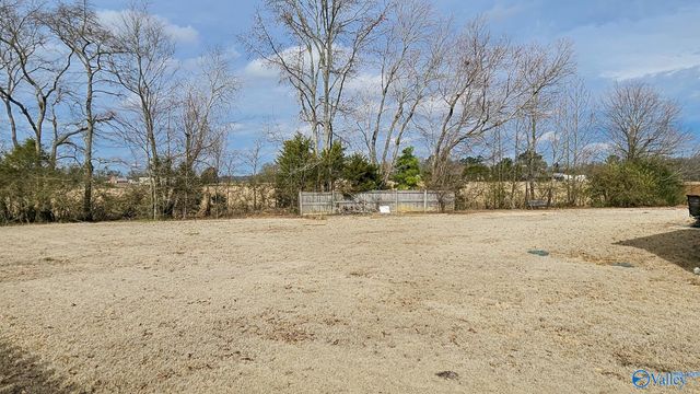 16235 Kyle Moran Drive, Athens, AL 35614