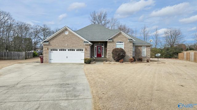 16235 Kyle Moran Drive, Athens, AL 35614