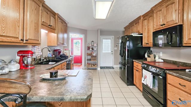 16235 Kyle Moran Drive, Athens, AL 35614