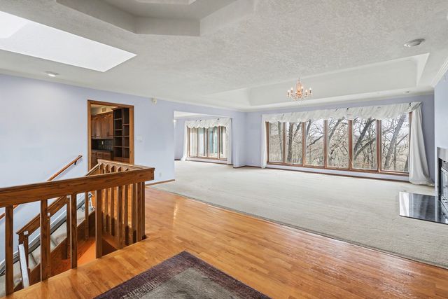 2062 Hickory Trail, Pella, IA 50219