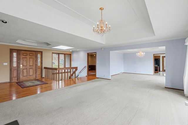 2062 Hickory Trail, Pella, IA 50219