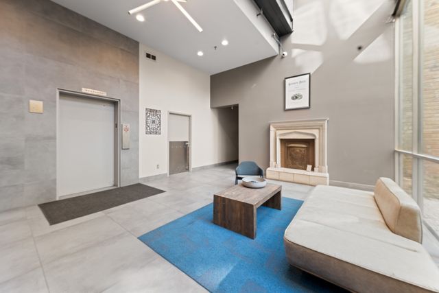 525 N Halsted Street 215, Chicago, IL 60642