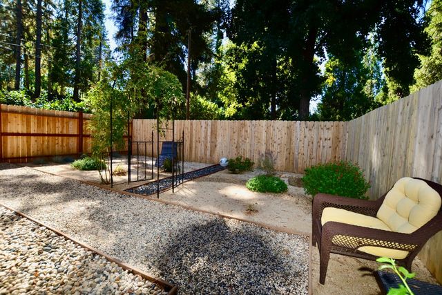 14997 Echo Ridge Dr, Nevada City, CA 95959